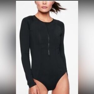 Athleta Cortes Black Long Sleeve One Piece Zip Up Swimsuit Women’s Small